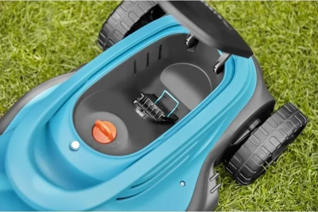 Akku-Rasenmäher Gardena GARDENA Cordless Lawnmower PowerMax 30/18V P4A solo, 18 V (schwarz/türkis, ohne Akku und Ladegerät)