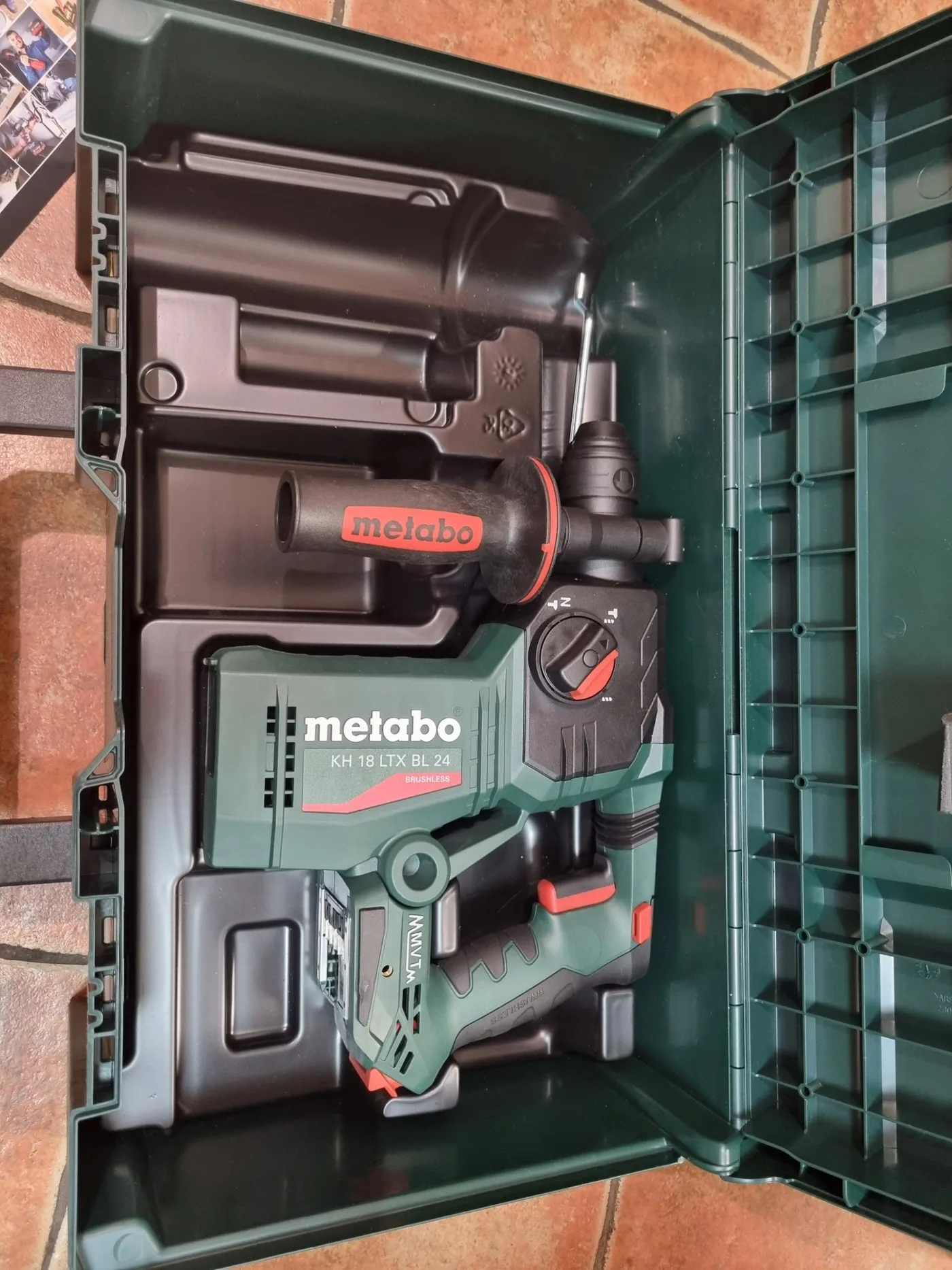 Metabo-Bohrhammer KH 18 LTX BL 24 (Akku-Bohrhammer mit Drehschlagwerk)