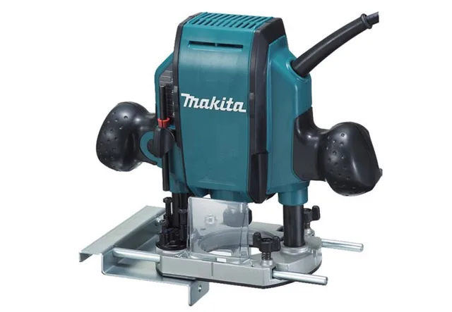 Makita-Fräse RP0900, 900 W
